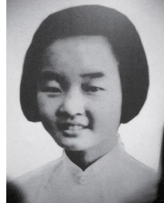 張露萍.jpg